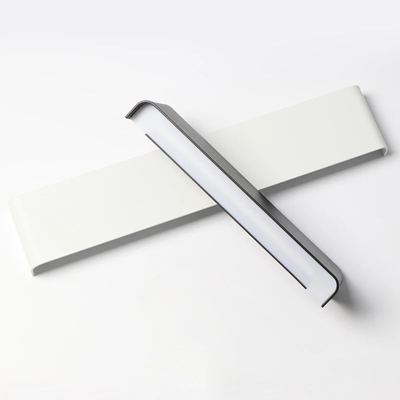 Applique LED Miroir Rectangulaire Compacte 16/31/46 cm
