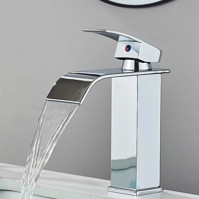 Mitigeur Lavabo Cascade Doré Compact en Inox
