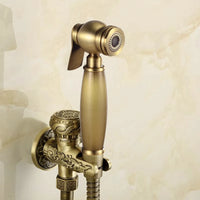 Douchette WC Laiton Doré ou Bronze Antique à Manche Ouvragé et Robinet