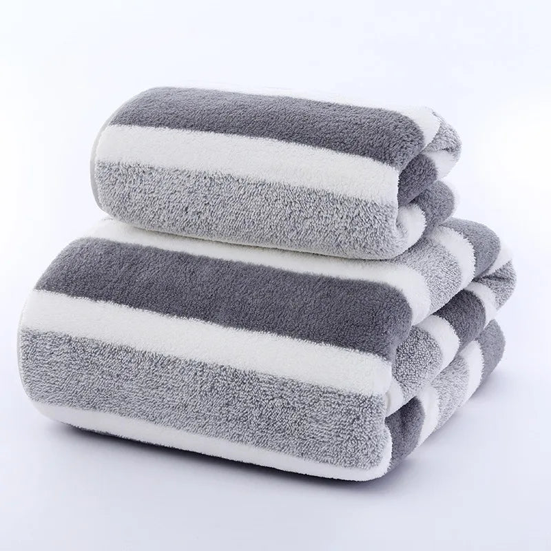 Serviette de Bain Rayée Douce 70 x 140 cm, Gris, Vert ou Rose