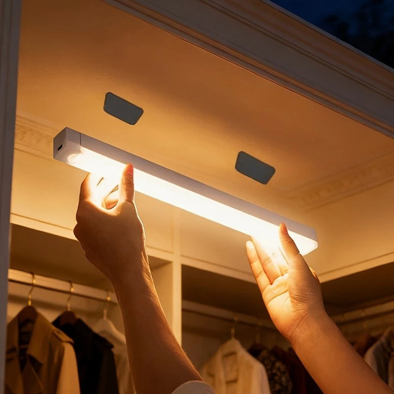 Réglette LED Sous Meuble à Détecteur de Mouvement Rechargeable 10 à 50 cm