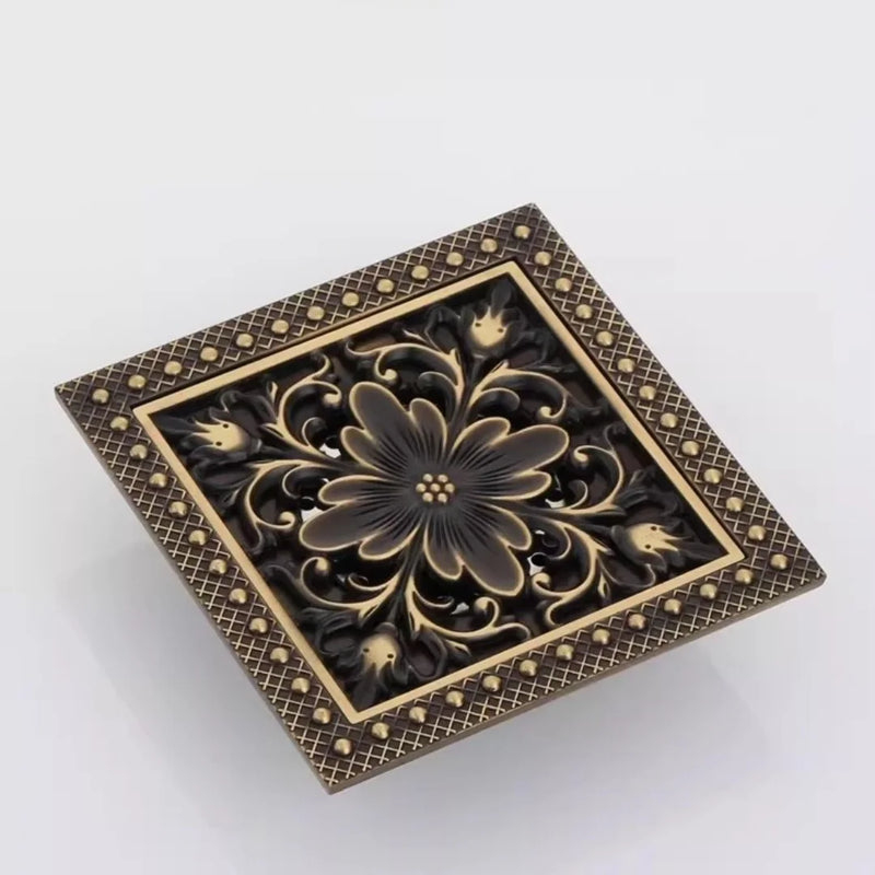 Bonde de Douche Carrée Laiton Sculpté 15 x 15 cm, 3 Motifs