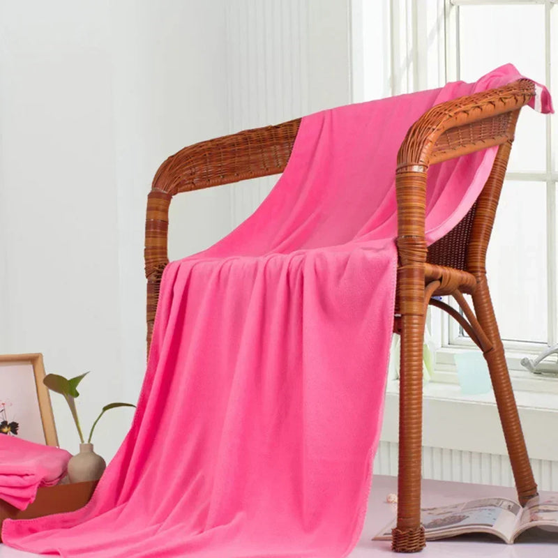 Grande Serviette de Bain Microfibre Unie 70 x 140 cm en 12 Coloris