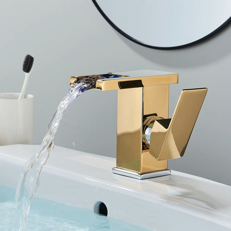Mitigeur Lavabo Cascade LED Noir, Doré ou Chromé, Bec Court ou Haut