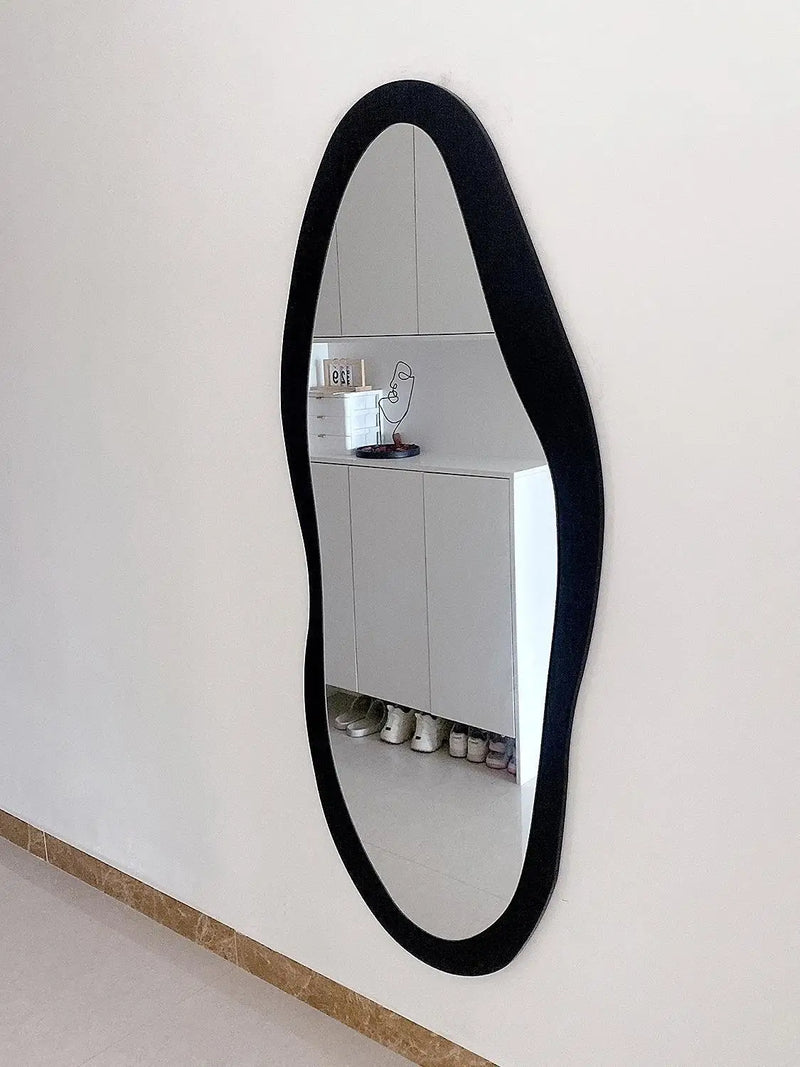 Miroir sur Pied Forme Organique Noir ou Noyer