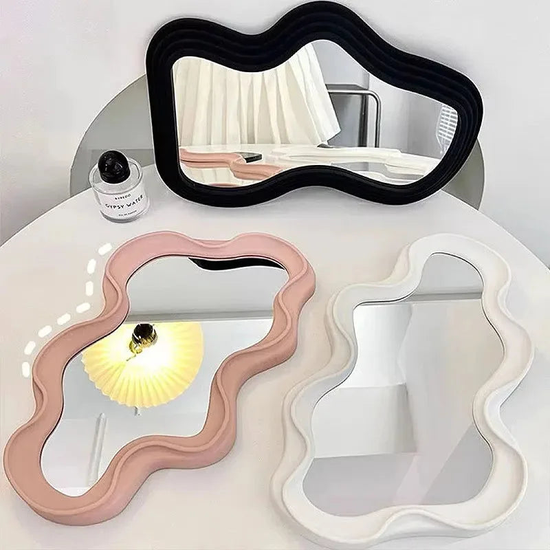 Miroir de Table Forme Nuage Organique, Cadre Ondulé, 40 x 24,5 cm