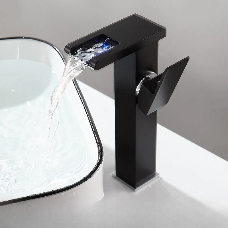 Mitigeur Lavabo Cascade LED Noir, Blanc ou Chromé, Bas ou Haut