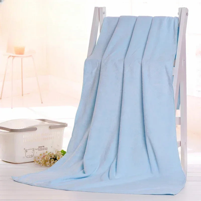 Grande Serviette de Bain Microfibre Unie 70 x 140 cm en 12 Coloris