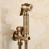 Douchette WC Laiton Doré ou Bronze Antique à Manche Ouvragé et Robinet