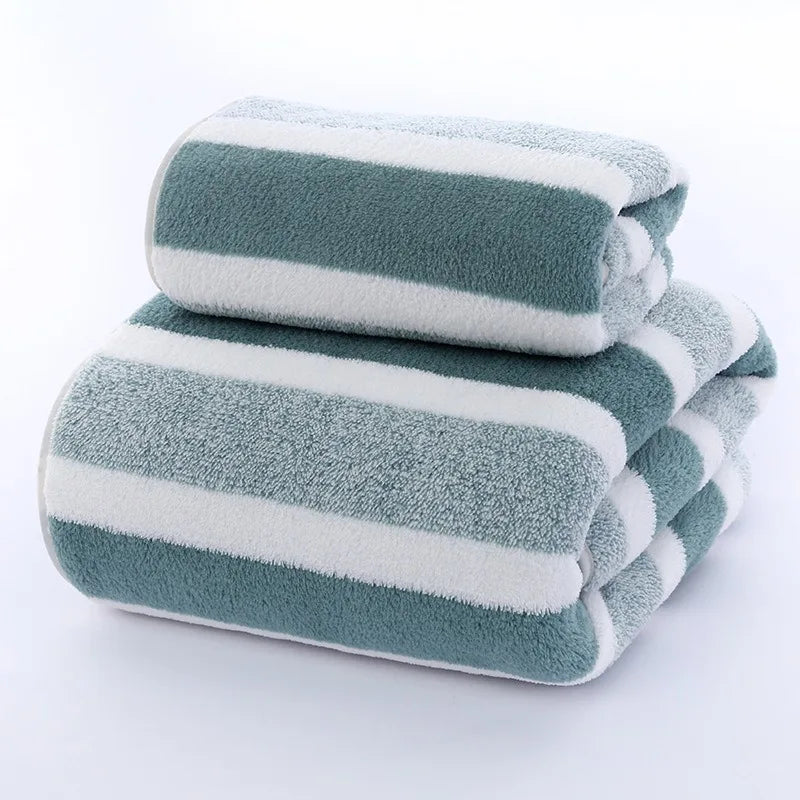 Serviette de Bain Rayée Douce 70 x 140 cm, Gris, Vert ou Rose