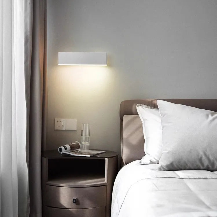 Applique Murale LED Rotative 350° Aluminium Noir ou Blanc, 31 cm