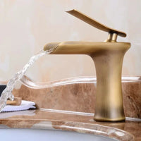 Mitigeur de Lavabo Cascade à Poser sur Comptoir