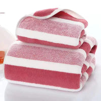 Serviette de Bain Rayée Douce 70 x 140 cm, Gris, Vert ou Rose