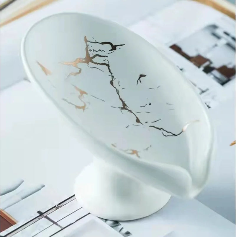 Porte-Savon Céramique Forme Feuille à Ventouse, Veinures Dorées