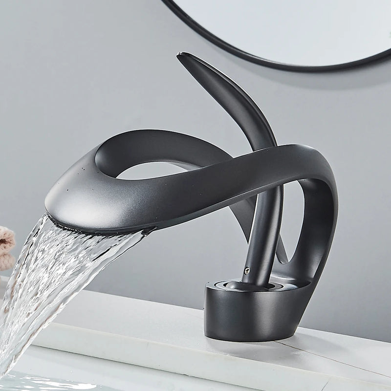 Mitigeur Lavabo Design Cascade, Trou Unique, Flexibles 40 cm, 5 Finitions