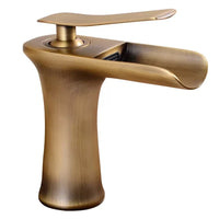 Mitigeur de Lavabo Cascade à Poser sur Comptoir